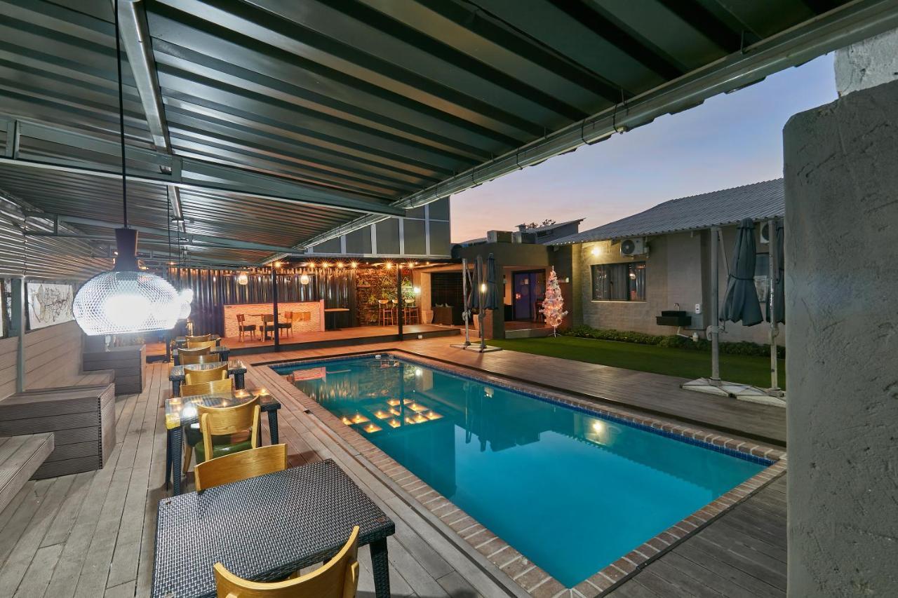 Phudzi Hotel Letlhakane Bagian luar foto