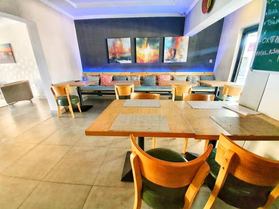 Phudzi Hotel Letlhakane Bagian luar foto
