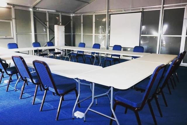 Phudzi Hotel Letlhakane Bagian luar foto